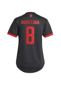 Bayern Munich Leon Goretzka #8 Voetbaltruitje 3e tenue Dames 2022-23 Korte Mouw